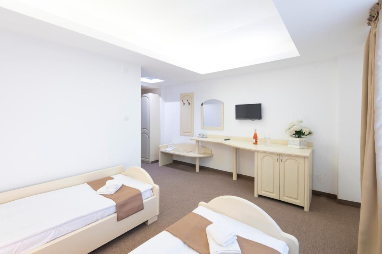 Hotel Randy 콘스탄차 외부 사진