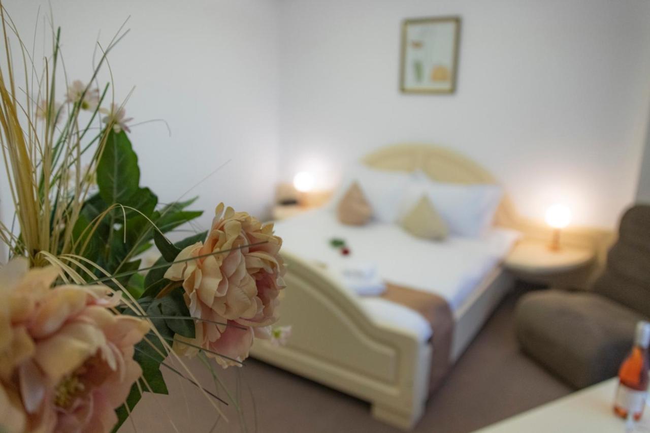 Hotel Randy 콘스탄차 외부 사진