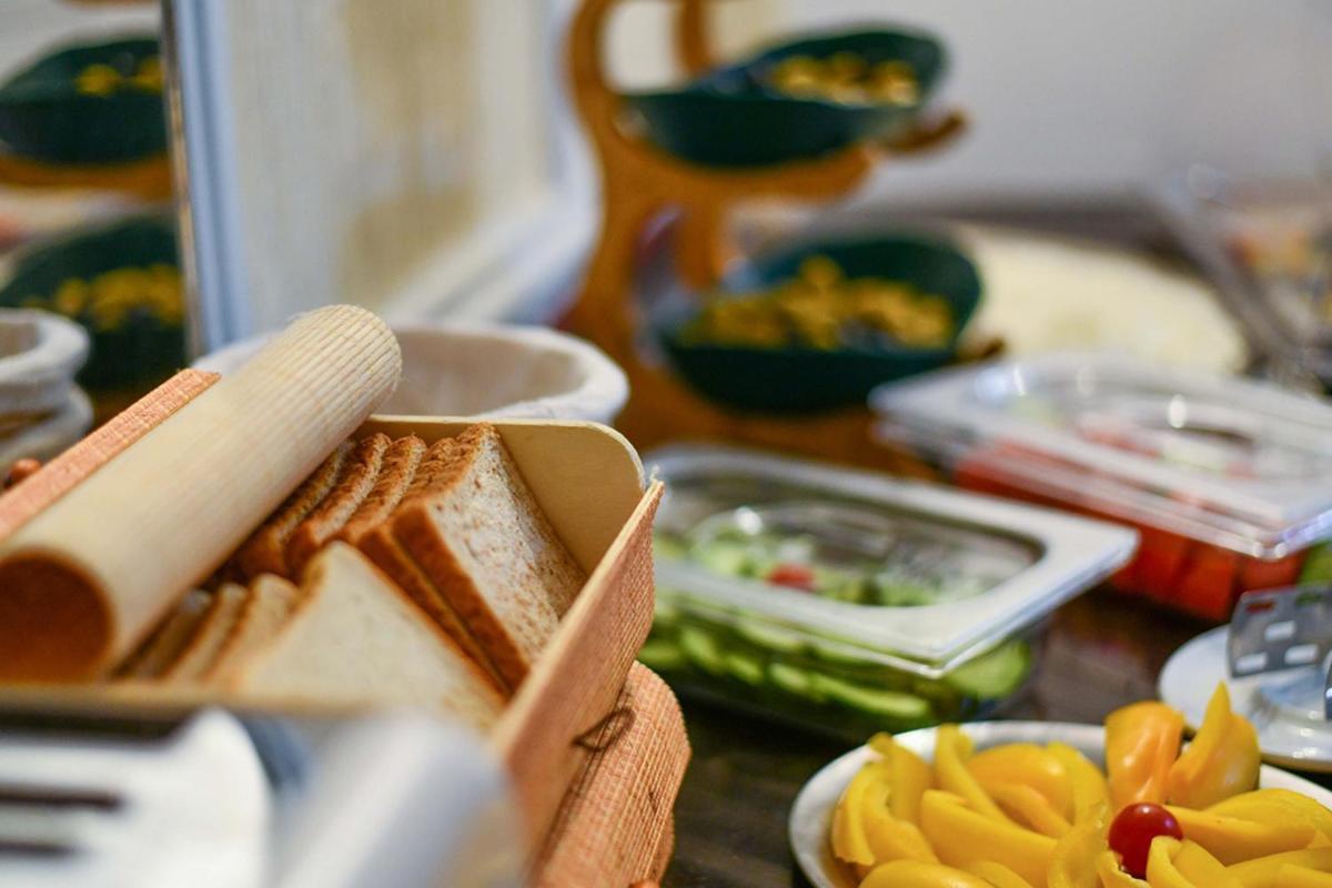 Hotel Randy 콘스탄차 외부 사진